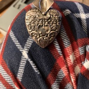 Vintage REO Sterling Silver Repousse Scroll Heart Boutonniere Brooch Pin!